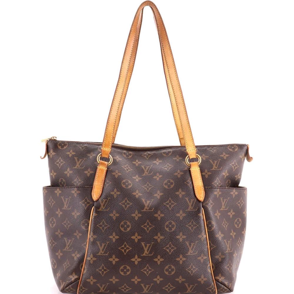Louis Vuitton MM Totally Handbag